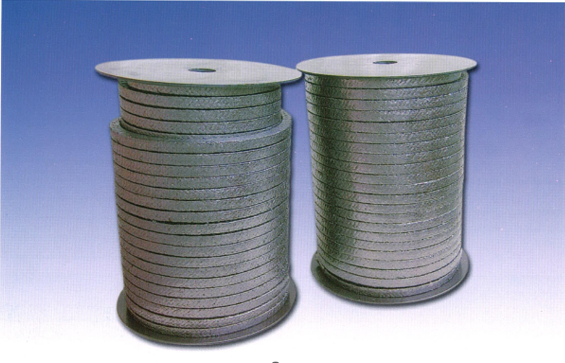 Braided flexible graphite packings
